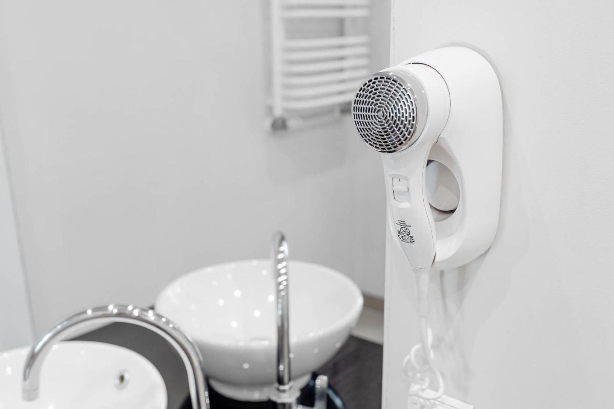 Rent Like Home - Oxygen Wronia 45 II Varsavia Esterno foto