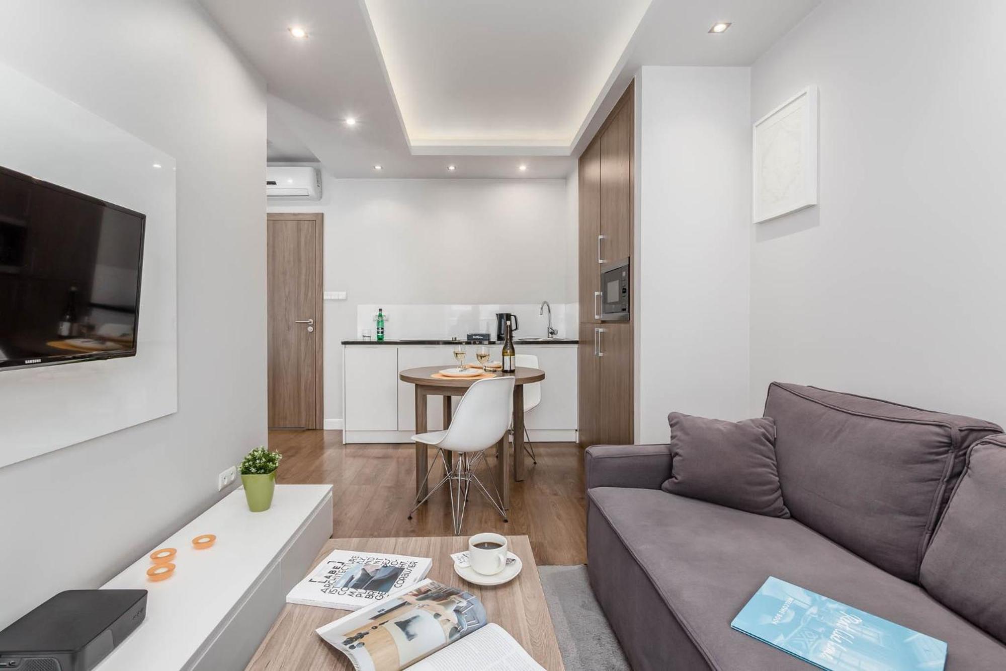 Rent Like Home - Oxygen Wronia 45 II Varsavia Esterno foto